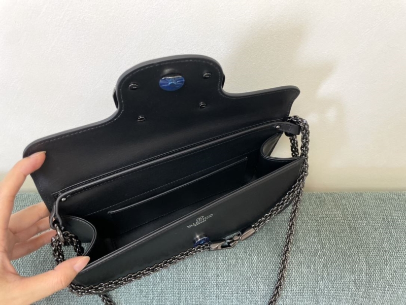 Va1e*ntin0 satchel bag